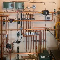 New construction plumbing manifold and rough-in
